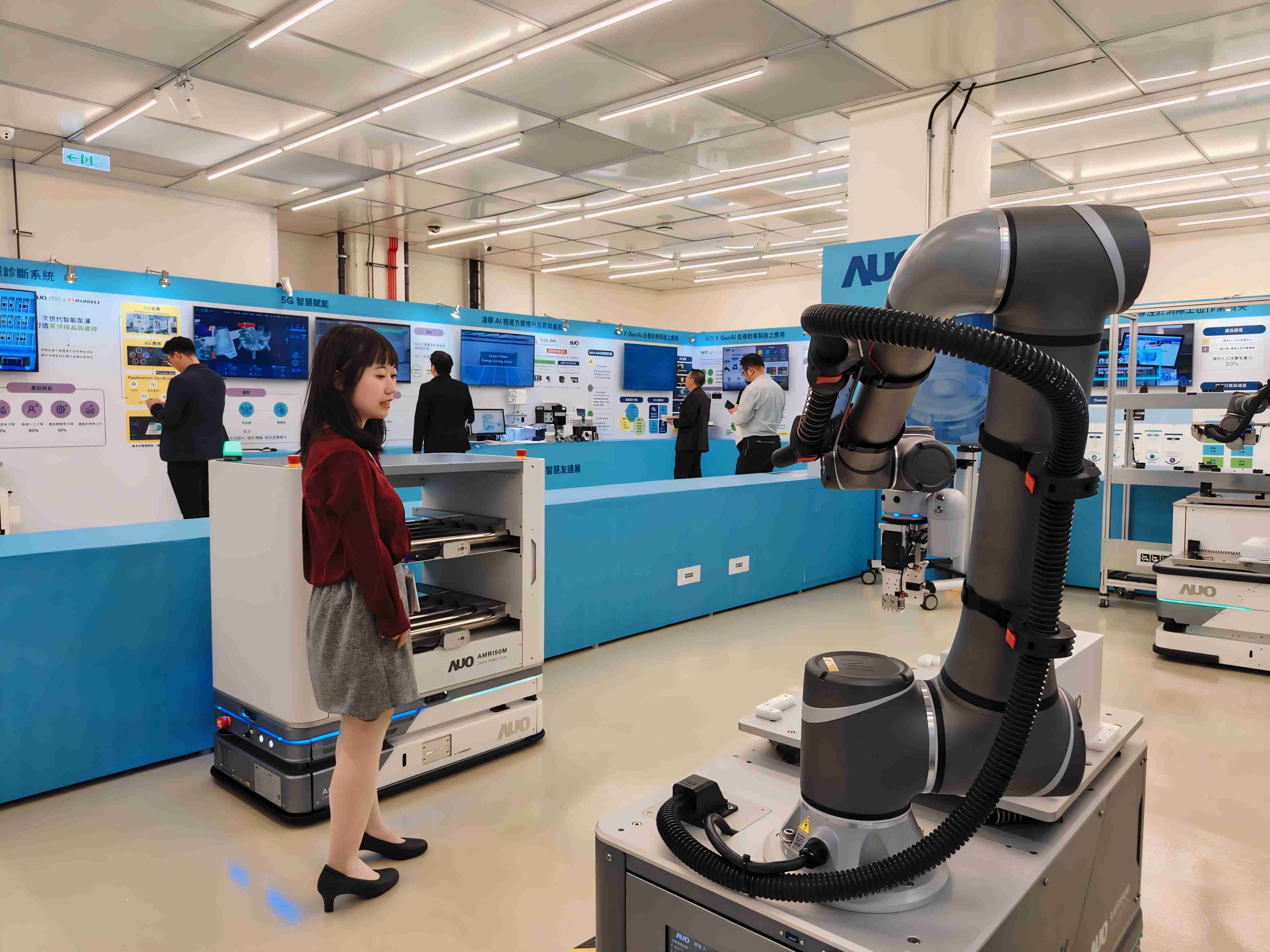 2024智能人生就是博展邀集生态圈伙伴共同参展，，，，从数字应用、、、、净零减碳到能源发展，，创造全方位永续商机，，，携手生态圈伙伴迈向永续未来