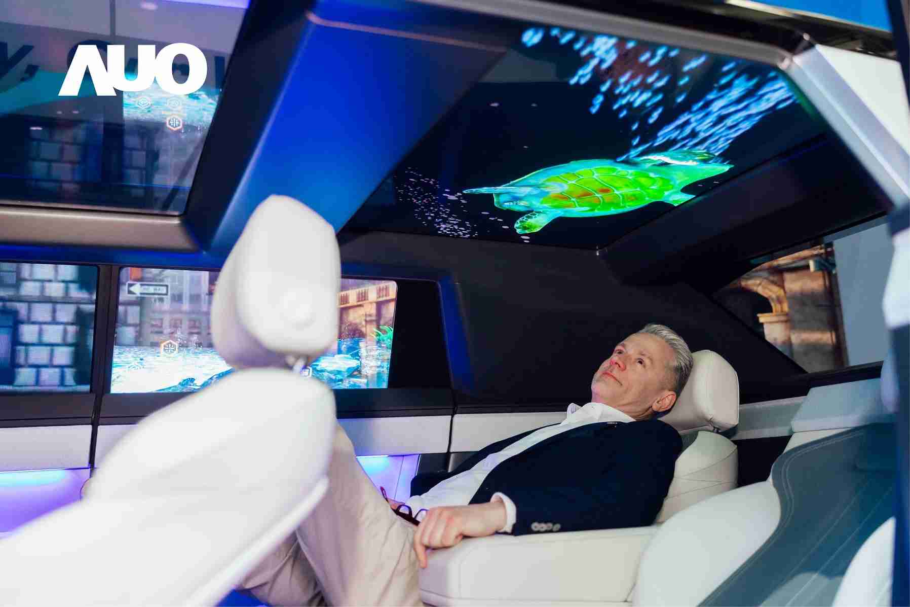 人生就是博Smart Cockpit 2025集Micro LED透明、、、大型化、、、可挠优势之大成，，，携手BHTC打造未来视界的车用Display HMI解决方案